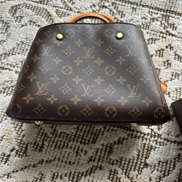 Louis Vuitton Montaigne BB Monogram Handbag - Picture 4 of 9